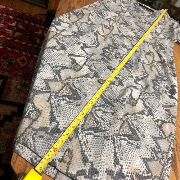 Donated- Vintage Python snake print button front midi dress Large - Picture 8 of 11